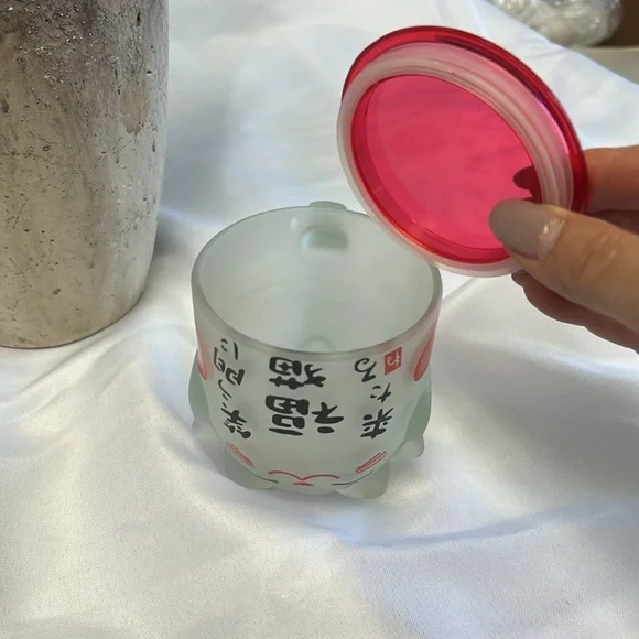 Lucky cat frosted glass mug